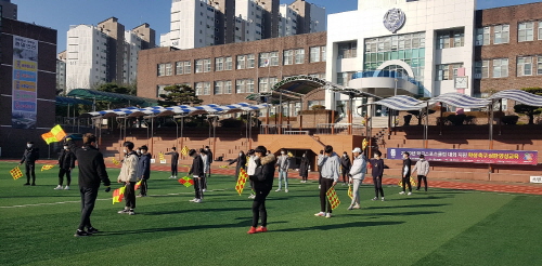 [크기변환]보도(036-1)2020년도 학생심판 양성교육(축구).jpg