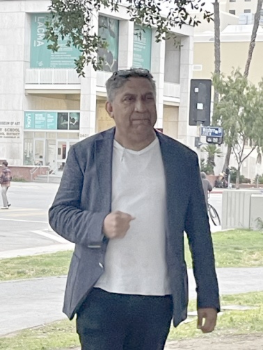 칼슨1.jpg