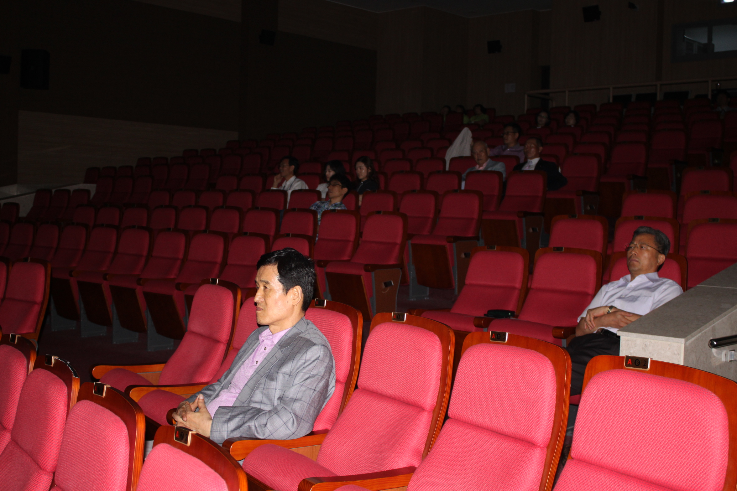 블랙딜-국회시사회IMG_6972.JPG