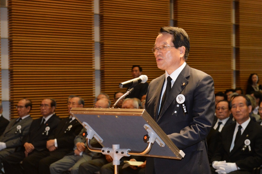 [사진자료] 정의화 의장, 백범 김구선생 제65주기 추모식 참석- 추모사.JPG