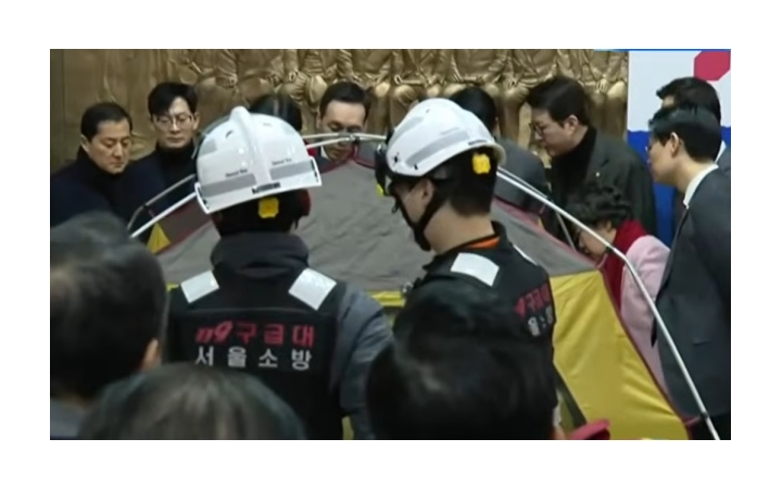 張, 단식 7일 넘기며 ...